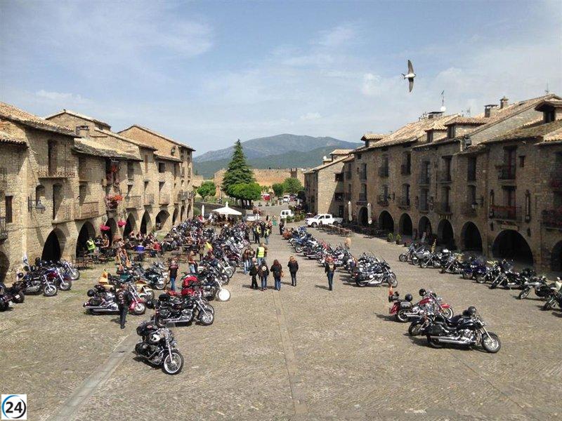 Aínsa (Huesca) se suma a Santander, Logroño y Salou como paradas del evento BMW Motorrad PuntApunta 2024 en mayo
