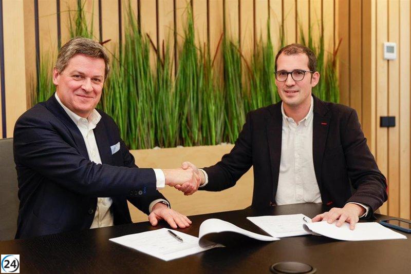 Hiberus, empresa aragonesa, amplía su presencia a México tras adquirir Devomex, líder en tecnología.