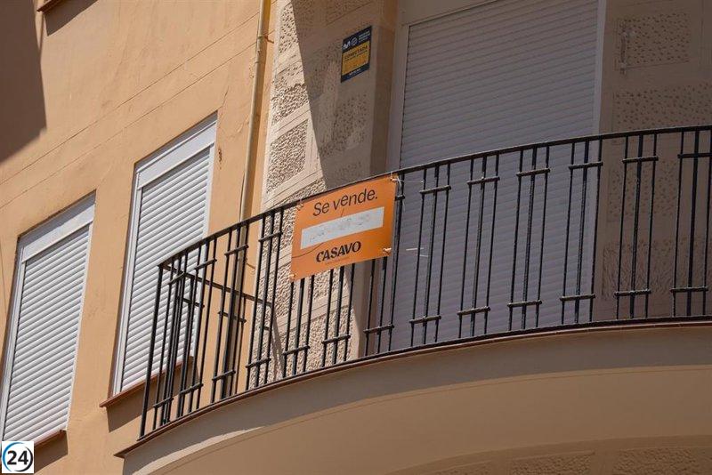 Descenso del 2,17% en la compraventa de viviendas en Aragón debido a su debilitada tendencia anual en noviembre