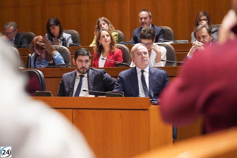 Nolasco acusa a Pedro Sánchez de autoritario y le insta a enviar la derogación de la ley de memoria a la Agencia Espacial.