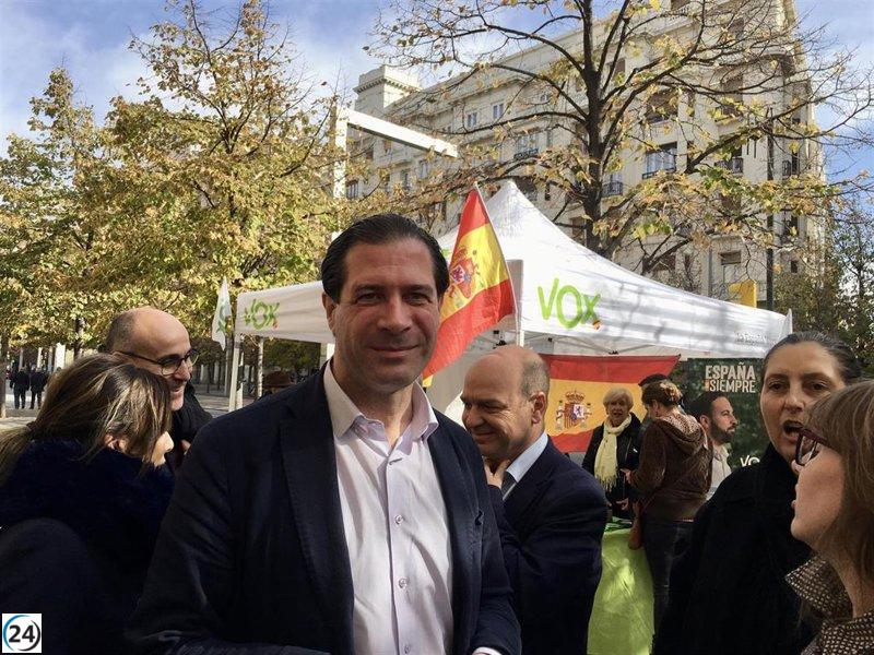 El diputado Pedro Fernández argumenta que deja VOX para preservar su independencia como docente en Zaragoza.