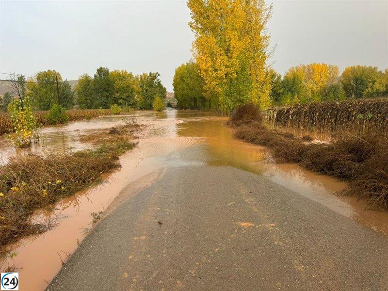 Cuatro carreteras provinciales en Teruel se ven afectadas por desbordamientos.