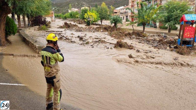 Desalojan viviendas en Montalbán (Teruel) por desbordamiento del río Martín.