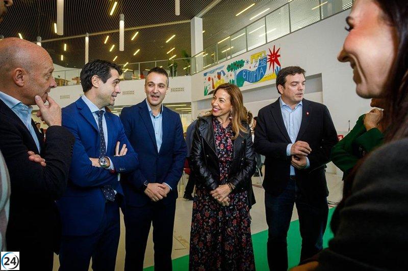 Chueca presenta el primer Congreso STEAM en España para impulsar esta metodología en Zaragoza.
