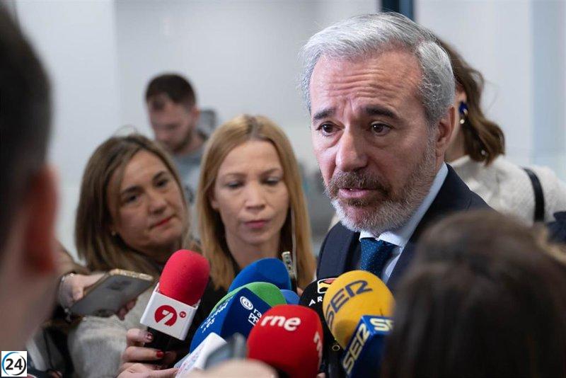 Azcón promete rebaja del ITP enfocada en jóvenes, pero omite cifras y la relaciona con los presupuestos.