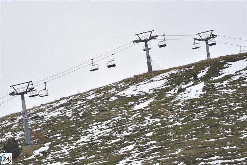 Accidente en Astún: Nueve heridos críticos y ocho graves tras caer un telesilla.