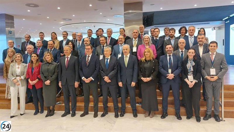 Empresas de Aragón y Navarra exigen revitalizar el Corredor Cantábrico-Mediterráneo.