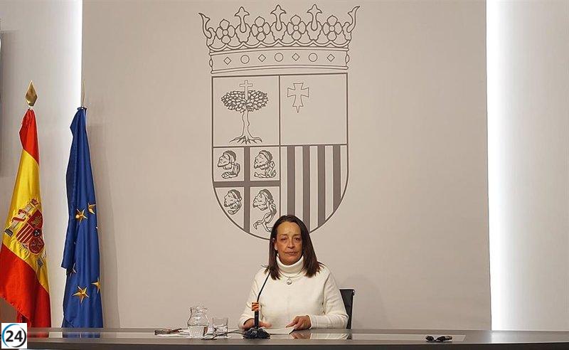 Aragón se niega a participar en la distribución de menores y advierte que llevará su protesta a la UE.