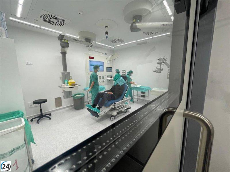 El Hospital Miguel Servet de Zaragoza implementa un innovador programa de apoyo para personas con ceguera.