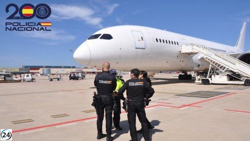 Deportan a un marroquí tras cumplir condena de casi cinco años en prisión en España.