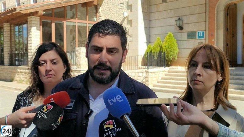 Nolasco de Vox pide claridad sobre incidentes en el Parador de Teruel y solicita acceso a las facturas de los daños.