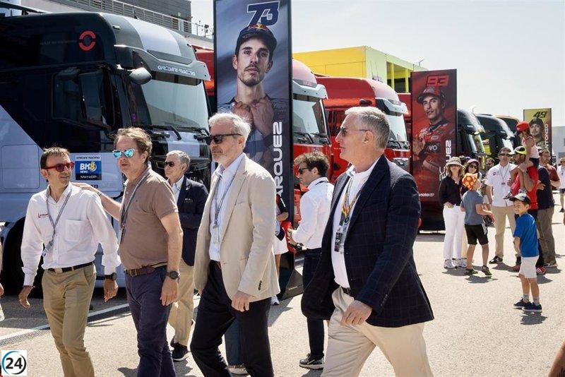 Azcón expresa confianza en el futuro de MotoGP en Aragón gracias a la pasión y el compromiso de la comunidad.