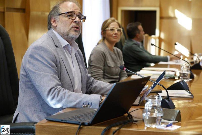El PP exige la destitución del socialista Alfonso Gómez y su renuncia al cargo.