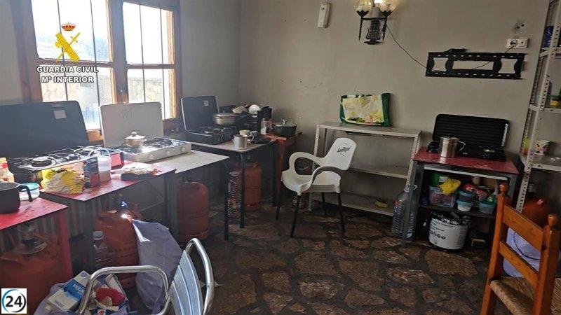 Investigación en Huesca: 200 temporeros en condiciones deplorables, dos arrestos y seis empresas implicadas.