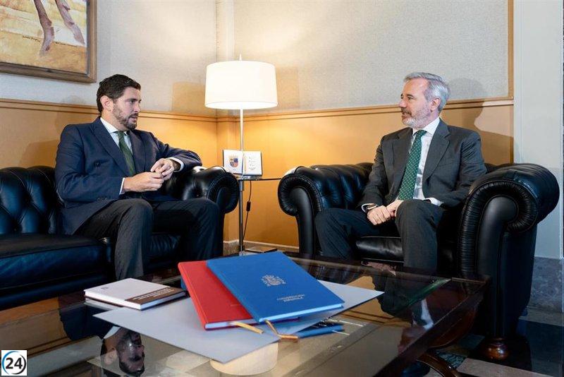 Vox reclama a Azcón una separación total de la mafia y señala al bipartidismo como responsable de la inequidad financiera.
