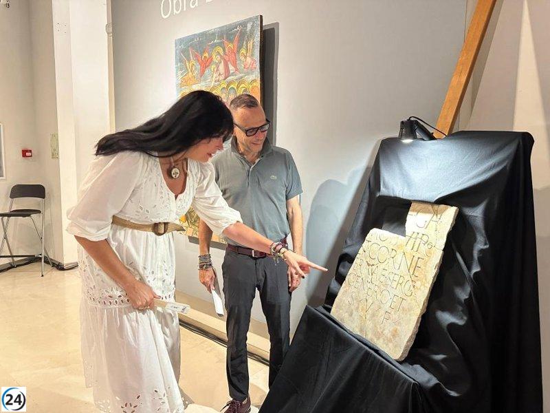 El Museo de Huesca amplía su colección con una lápida romana y la obra 'La dormición de la Virgen María'.