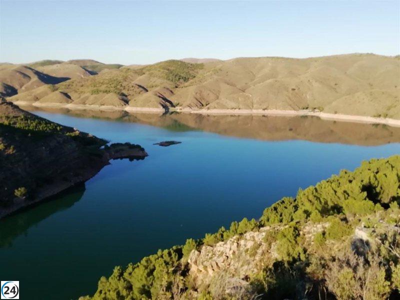 Los embalses del Ebro alcanzan un 71% de llenado.