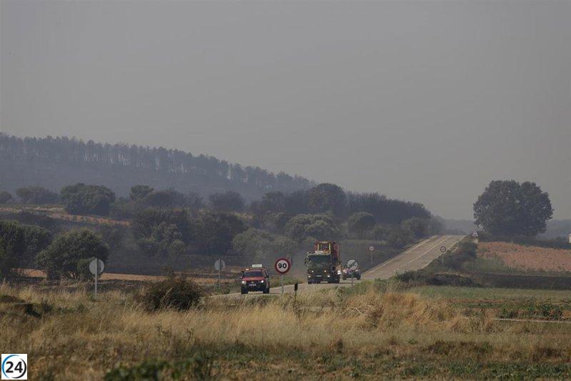 La DGT aconseja organizar los viajes y verificar el estado de las provincias con incendios.