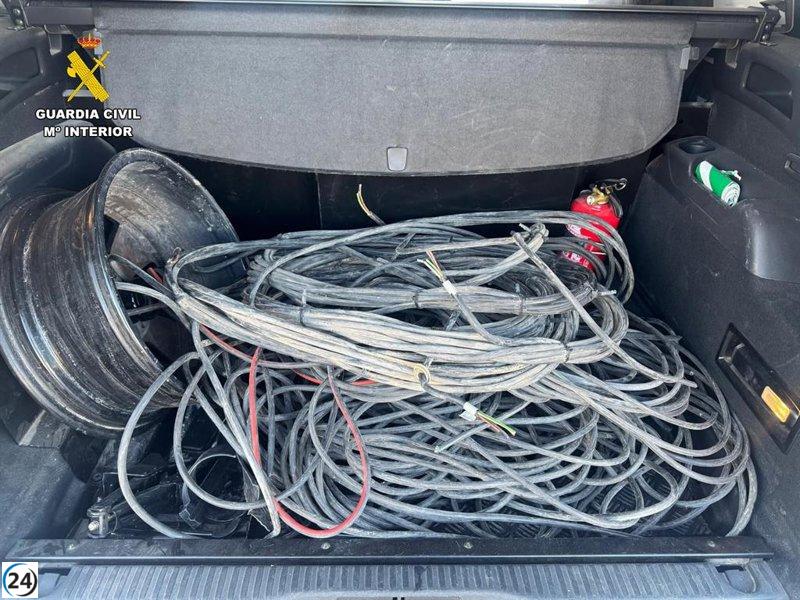 Arrestan a sospechoso de una serie de once robos de cobre en la región de Teruel.