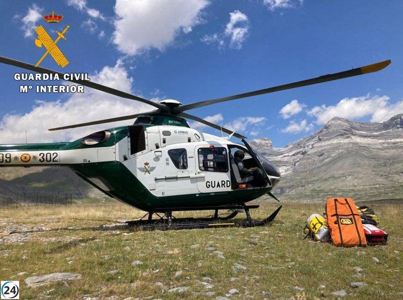 Catorce personas salvadas por la Guardia Civil en los Pirineos aragoneses durante el fin de semana.