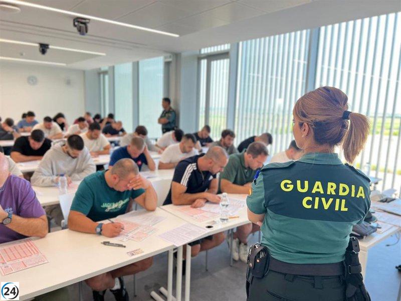 Mil aspirantes de Aragón y Cataluña inician las oposiciones para ingresar a la Guardia Civil.