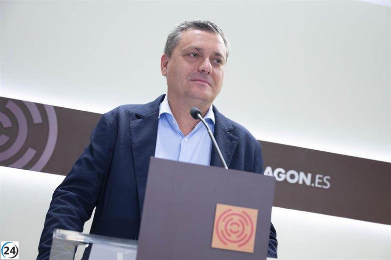 Fernando Sabés denuncia a Azcón por atacar los servicios públicos en Aragón.