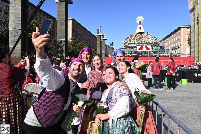 La alcaldesa de Zaragoza celebra la participación ciudadana en unas fiestas del Pilar sin precedentes.