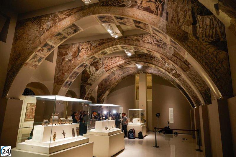 El MNAC no logra obtener un informe sobre la conservación de las pinturas de Sijena tras su reubicación.