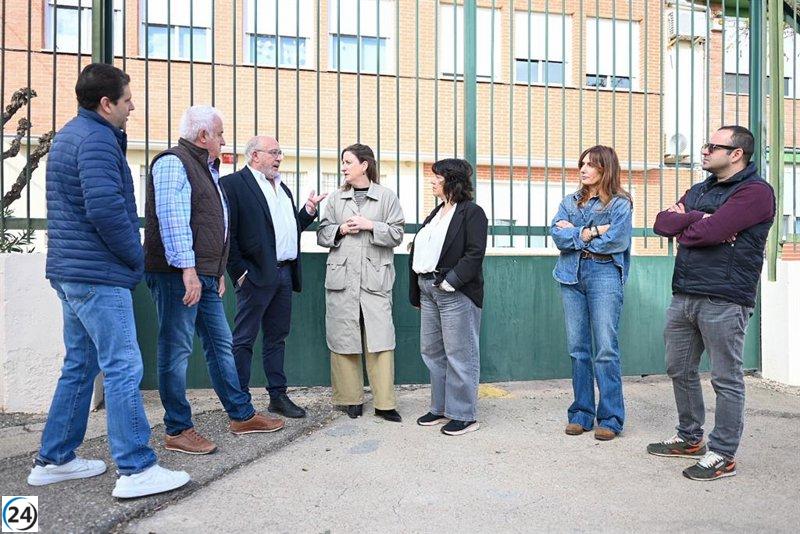 El PSOE demanda a Azcón incluir a taxistas y microempresas en los nuevos contratos de transporte escolar.