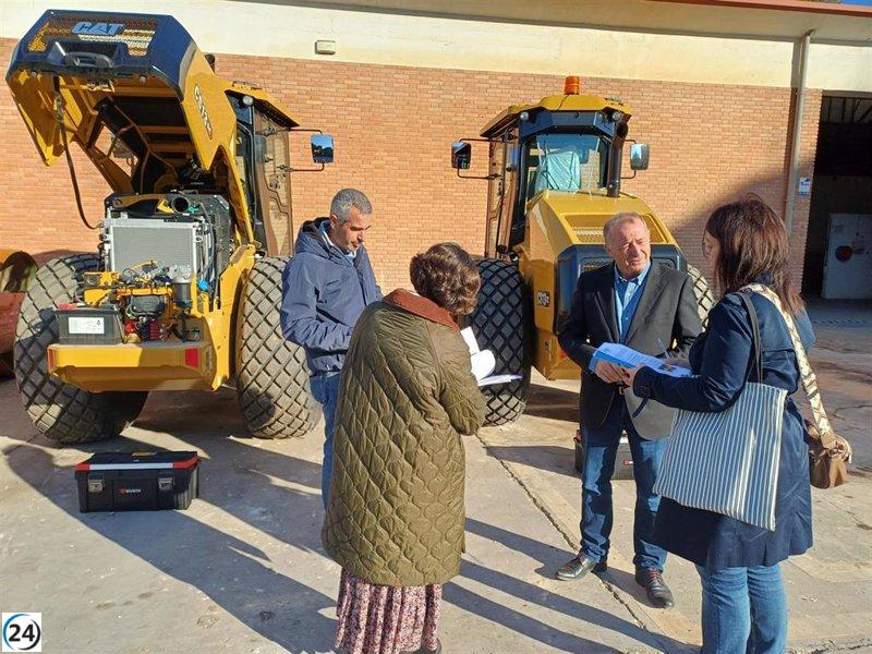 Zaragoza refuerza su flota de maquinaria con la incorporación de dos compactadores.