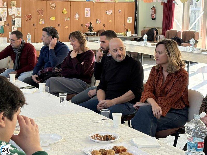 Alegría (PSOE) sugiere un acuerdo regional sobre discapacidad, inspirado en Navarra, para aumentar salarios.