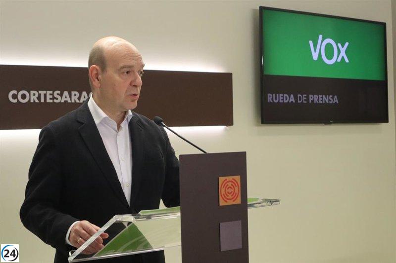Morón (Vox) estima que la atención sanitaria a personas migrantes sin papeles supera los 10 millones de euros al año.