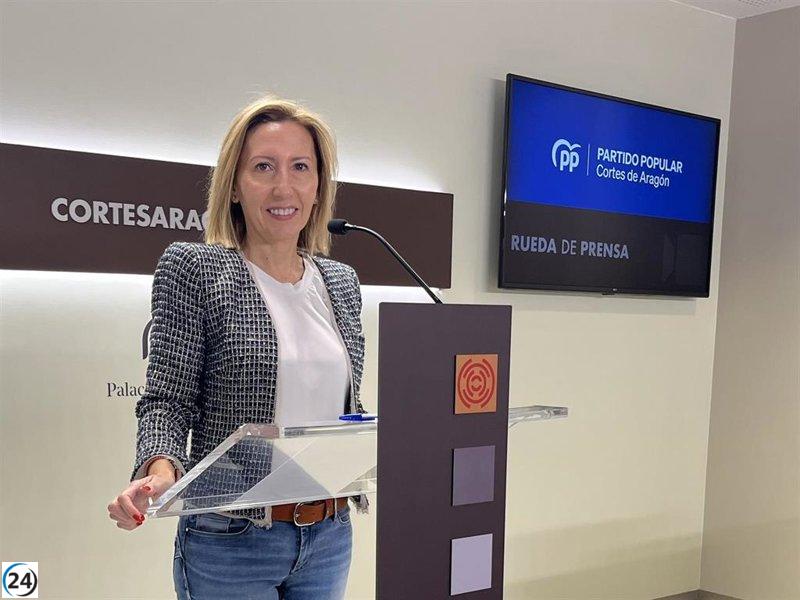 Cobos (PP) destaca la nueva era de vivienda pública en Aragón tras diez años de estancamiento.