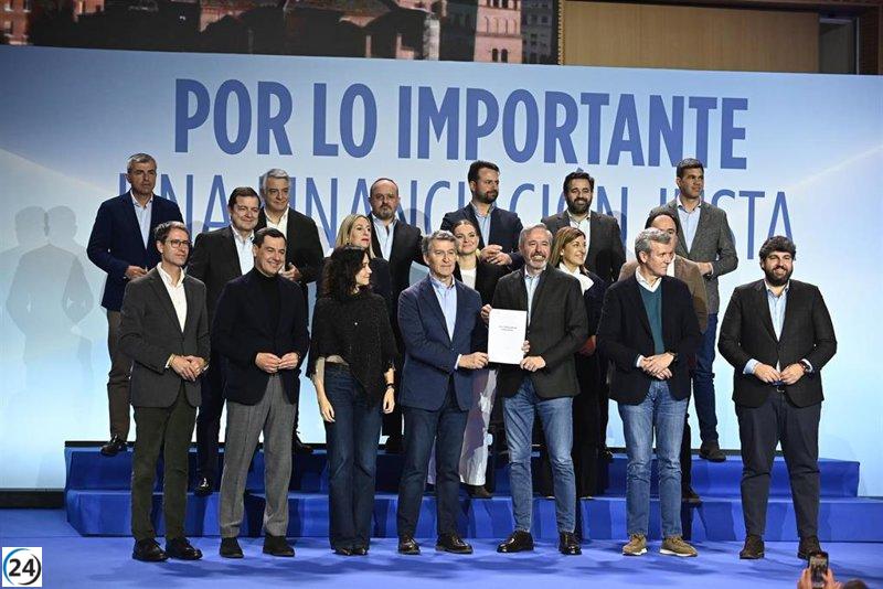 Feijóo se compromete a garantizar una financiación equitativa en un año y presenta a las CCAA del PSOE una oferta oficial del PP.