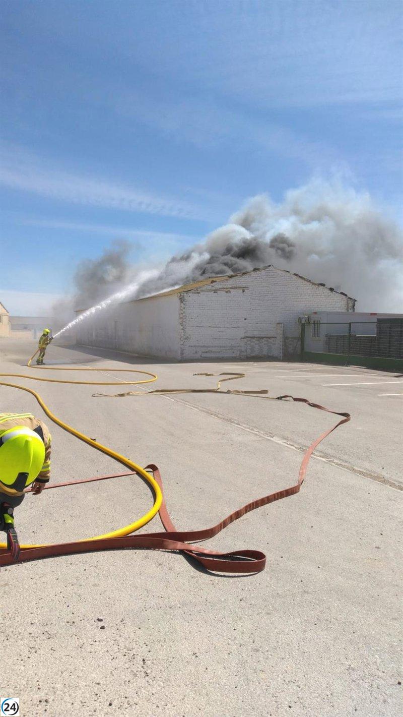 Incendio en deshidratadora San Mateo en Huesca.