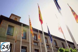 La CNMC defiende la competencia en licitaciones municipales en el Edificio Pignatelli.