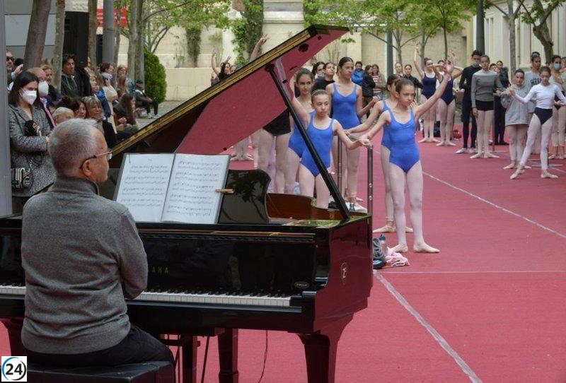 Este viernes se celebra el Día Internacional de la Danza con una exhibición en el patio del Cuartel Palafox de Zaragoza.
