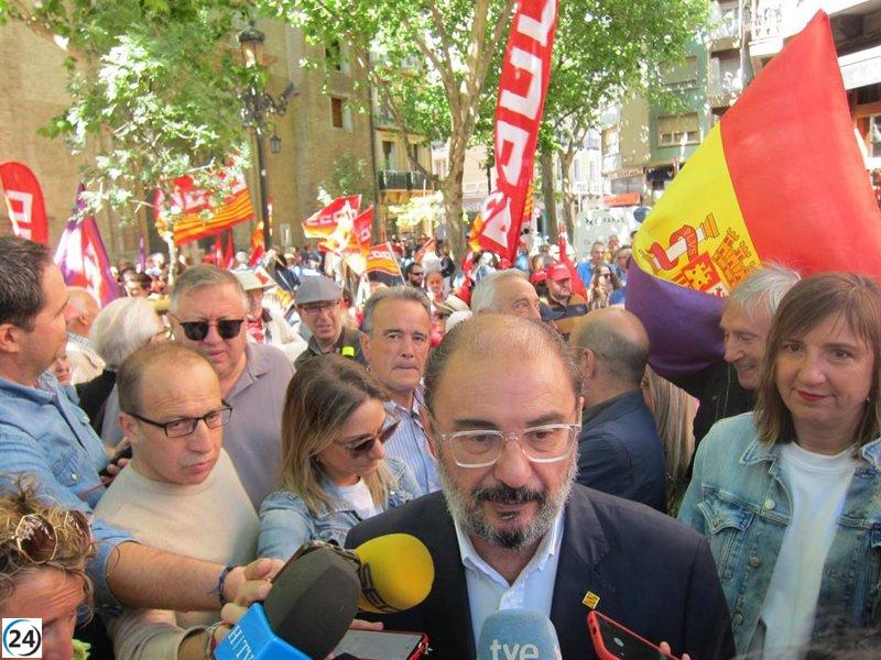Lambán propone debate electoral con todas las candidaturas tras ataque del PP al centro.