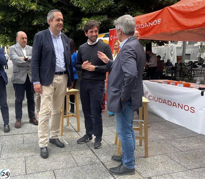 Adrián Vázquez (Cs) denuncia la corrupción del bipartidismo.