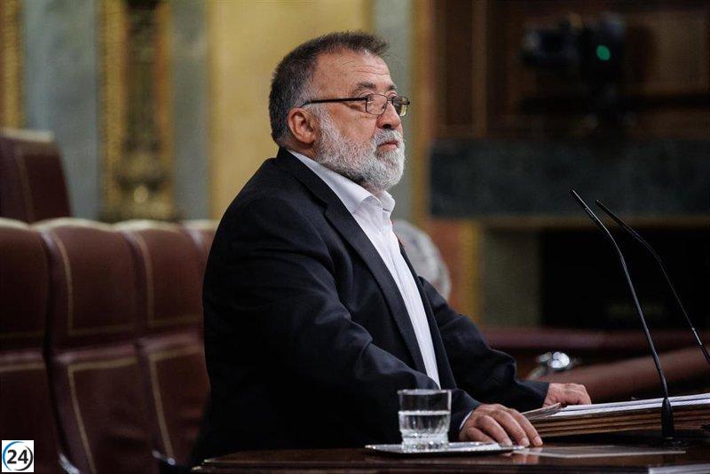 Candidatos del PSOE en Teruel defienden las pensiones justas en oposición al modelo del PP.