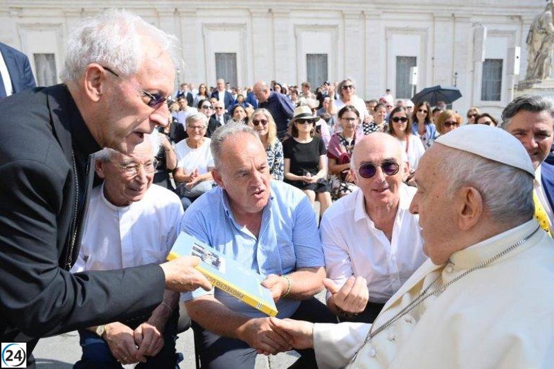 El Papa bendice a los voluntarios del 'Proyecto Ucrania' en Tarazona.
