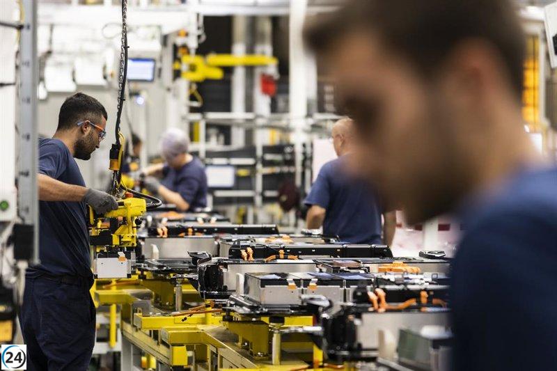 La planta de Stellantis en Figueruelas destaca por su eficiencia en la fabricación del Peugeot e-208.