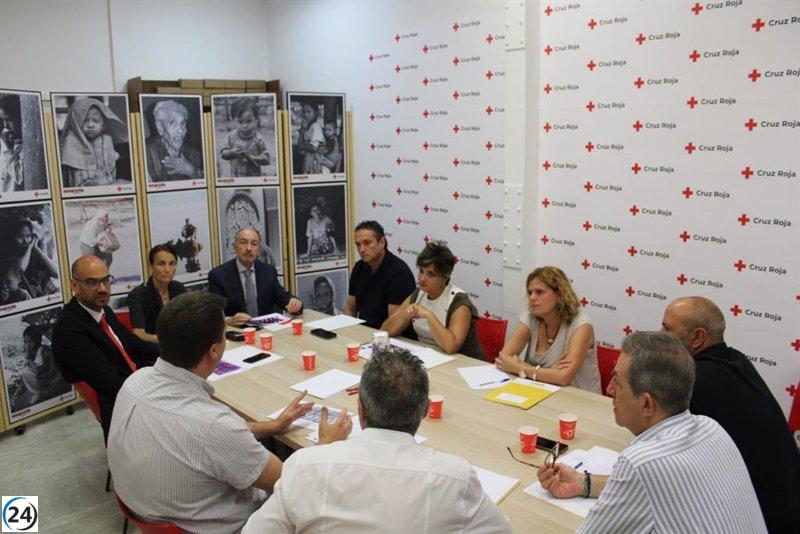 Delegado del Gobierno en Aragón destaca la valiosa labor de 11.000 voluntarios de Cruz Roja en la comunidad