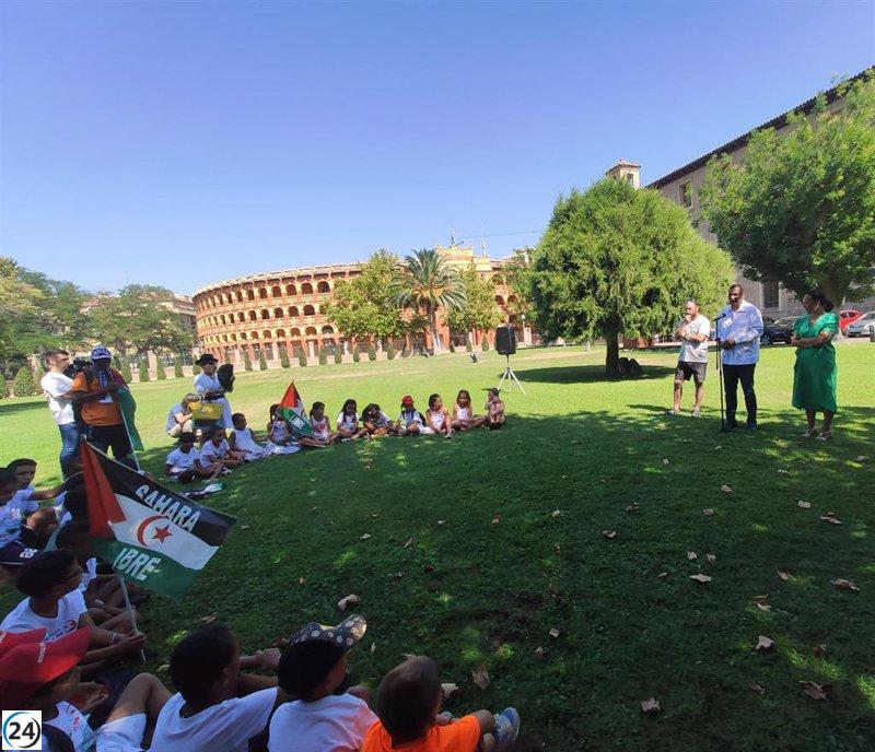 120 niños saharauis acogidos en Aragón regresan a los campamentos de refugiados en Tinduf.