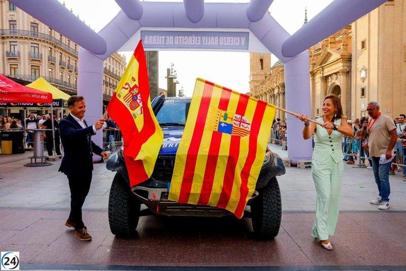 El Cierzo Rally Ejército de Tierra se inicia en la Plaza del Pilar de Zaragoza por primera vez.