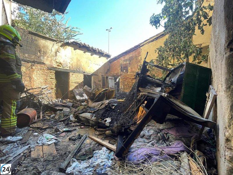 Incendio en una casa ocupada en la plaza San Voto de Huesca