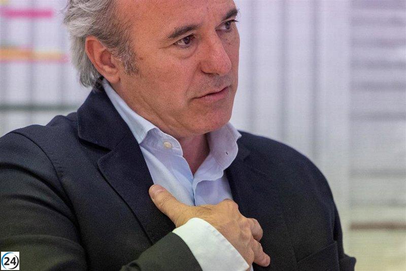 Azcón alerta sobre el peligro para la democracia de los ausentes en la jura de la Constitución de la princesa Leonor.
