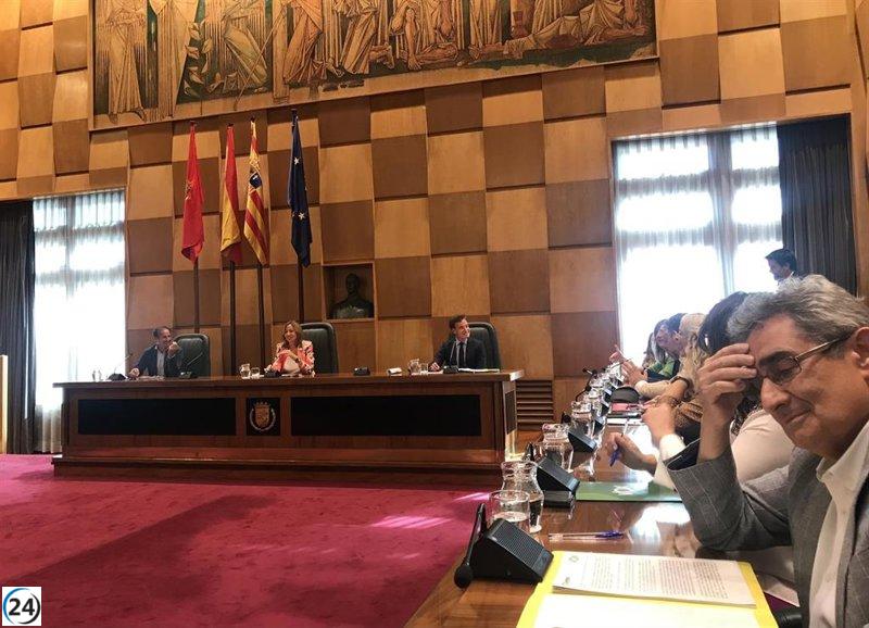 Concejales de VOX en Zaragoza buscan reubicación en el pleno para distanciarse de aquellos partidarios del