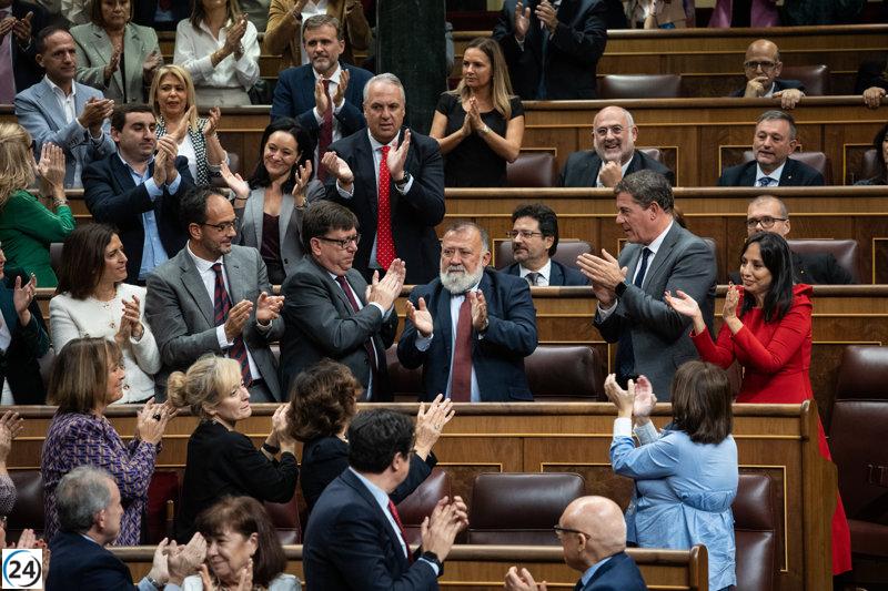 Diputados socialistas enfrentan agresión y abuso verbal durante su llegada al Congreso