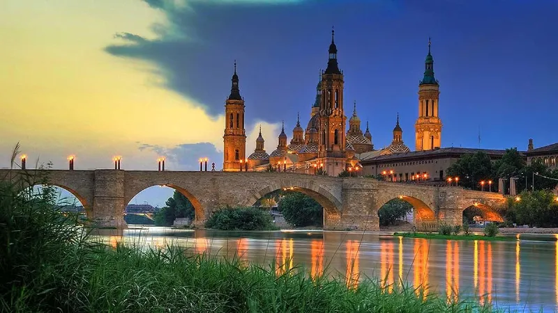 El Acueducto de los Pilares de Zaragoza